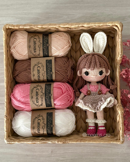 Roby the rabbit girl